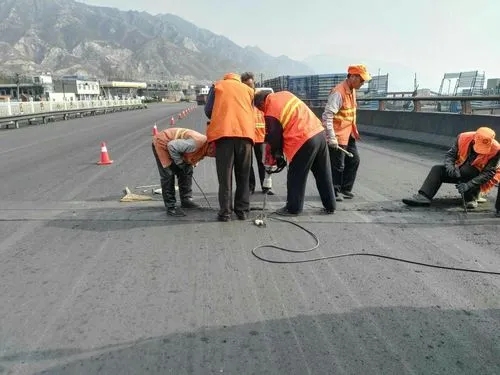 滴道道路桥梁病害治理